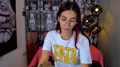 N i c o l e  online show from January 2025 02:14:01 PM