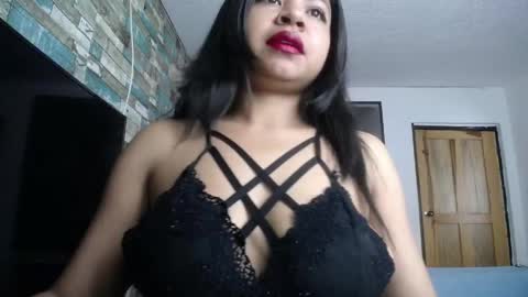 Nicole online show from May 2026 02:57:01 PM