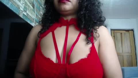 Nicole online show from May 2026 02:45:01 PM