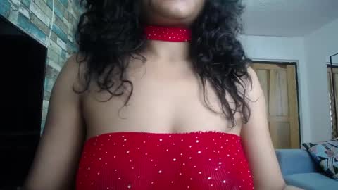 Nicole online show from May 2026 12:12:01 PM