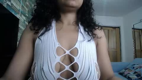 Nicole online show from June 2026 12:40:01 PM