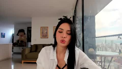 Nicole Manson online show from June 2026 06:43:01 PM