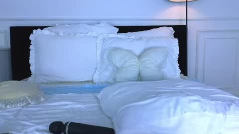 Nicole online show from June 2026 01:54:02 AM