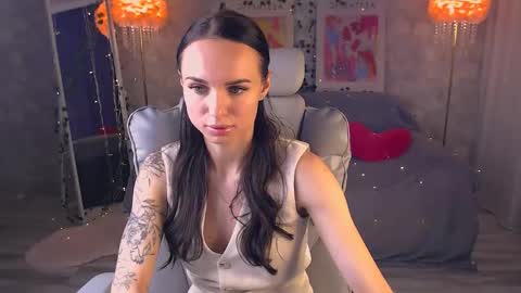 Snapshot of nicolemerz chatting on May 2026 03:30:02 PM Nicole online show from May 2026 03:30:02 PM