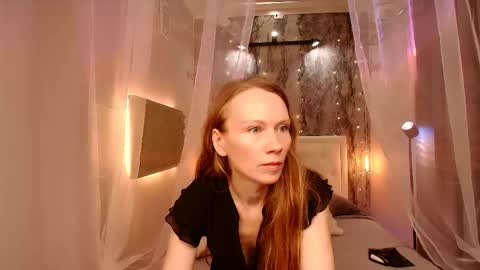 Snapshot of nicolemiless chatting on May 2026 12:22:02 PM Nicole online show from May 2026 12:22:02 PM
