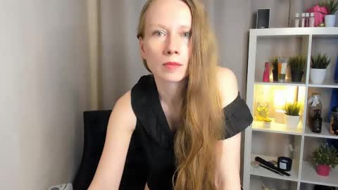 Snapshot of nicolemiless chatting on May 2026 12:46:01 PM Nicole online show from May 2026 12:46:01 PM