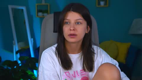 Snapshot of nicolemoonn chatting on February 2025 12:22:02 PM online November 28 from 16 to 20 November 29 from 12 to 20 December 3 and 5 from 12 to 20 December 7 and 8 from 04 to 08 GMT online show from February 2025 12:22:02 PM