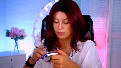 Snapshot of nicolemoonn chatting on November 2025 03:33:01 PM online November 28 from 16 to 20 November 29 from 12 to 20 December 3 and 5 from 12 to 20 December 7 and 8 from 04 to 08 GMT online show from November 2025 03:33:01 PM