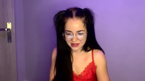 Nicole online show from March 2026 09:31:01 PM