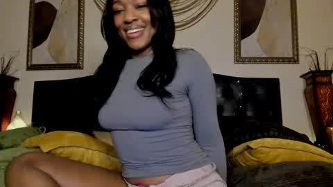 Nicole online show from December 2024 02:02:01 AM