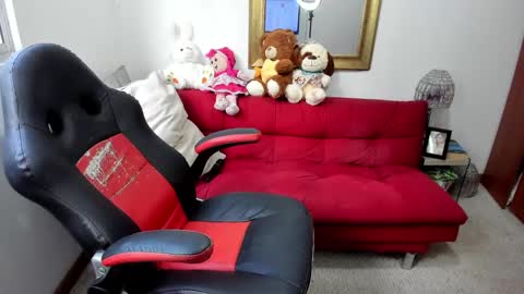 Nicolettcolin  online show from January 2025 06:39:01 PM