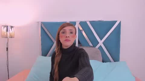 nicoll_89 online show from June 2026 12:25:01 PM
