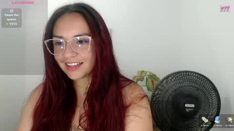 Snapshot of nicoll_crazzy chatting on May 2026 01:41:01 PM nicoll online show from May 2026 01:41:01 PM