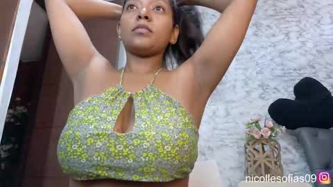 nicolle4 online show from June 2026 04:29:01 PM