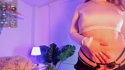 Snapshot of nicolle_evanss_ chatting on October 2025 04:48:01 AM nicolle_evanss_ online show from October 2025 04:48:01 AM