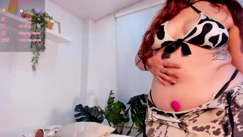 nicolle_evanss_ online show from June 2026 02:28:02 AM