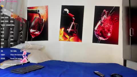 Snapshot of nicolle_hanks1 chatting on November 2025 02:32:01 AM nicolle_hanks1 online show from November 2025 02:32:01 AM