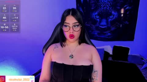 Snapshot of nicolle_ruizz chatting on May 2026 09:44:01 PM Nicoll online show from May 2026 09:44:01 PM