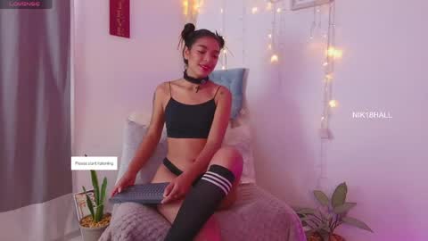 Nicolle online show from June 2026 02:32:02 PM