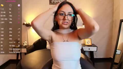 Snapshot of nicollehall chatting on February 2026 01:54:01 PM Nicoll online show from February 2026 01:54:01 PM