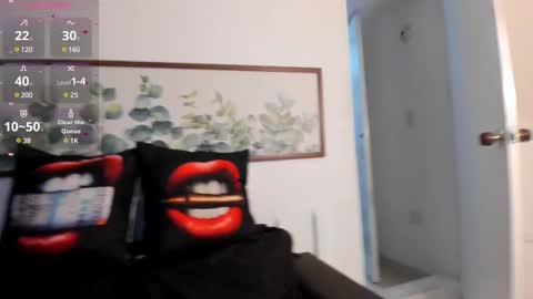 Snapshot of nicollelima chatting on February 2025 02:18:01 AM Nicolle Lima online show from February 2025 02:18:01 AM