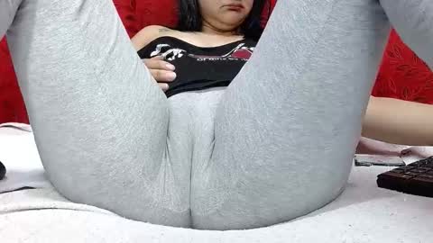 NICOLLE online show from December 2025 12:15:02 AM