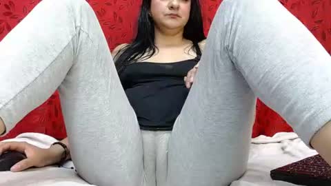 NICOLLE online show from June 2026 09:41:01 PM