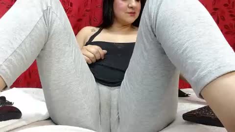NICOLLE online show from July 2026 10:01:02 PM