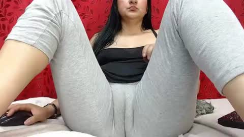 NICOLLE online show from July 2026 11:34:01 PM