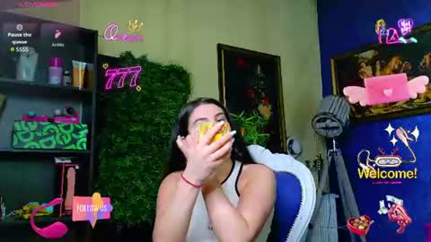 Nicolle online show from July 2026 07:17:02 AM