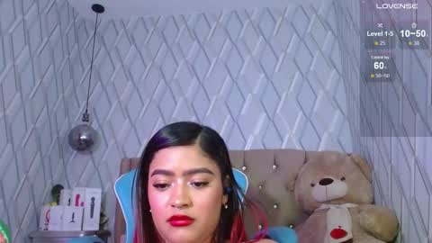 Nicolle Miley online show from February 2025 07:12:01 AM