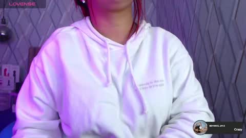 Nicolle Miley online show from March 2025 03:02:02 AM