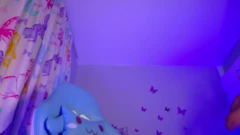 Nicolle Miley online show from May 2026 02:42:02 AM
