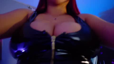 Nicolle Miley online show from July 2026 03:21:02 AM