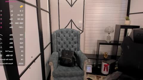 Snapshot of nicolross_ chatting on November 2025 09:37:02 PM NicolRoss online show from November 2025 09:37:02 PM