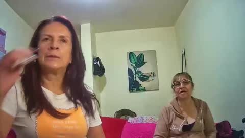 Snapshot of nicoltatiana_ chatting on January 2026 11:32:02 PM nicoltatiana_ online show from January 2026 11:32:02 PM