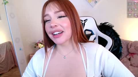 Snapshot of nicolthompsonn chatting on January 2025 12:46:01 AM Nicol online show from January 2025 12:46:01 AM