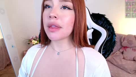 Snapshot of nicolthompsonn chatting on January 2025 03:48:01 AM Nicol online show from January 2025 03:48:01 AM