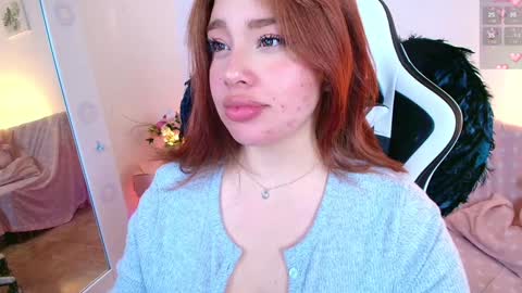 Snapshot of nicolthompsonn chatting on February 2025 06:48:01 AM Nicol online show from February 2025 06:48:01 AM