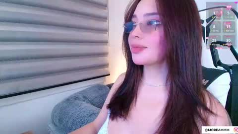 Snapshot of nicolthompsonn chatting on January 2026 01:11:01 AM Nicol online show from January 2026 01:11:01 AM