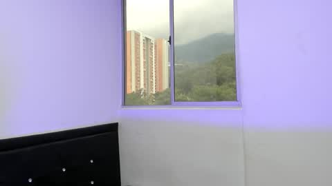 Snapshot of nicolvibes_212 chatting on December 2025 10:16:01 PM Nicol online show from December 2025 10:16:01 PM