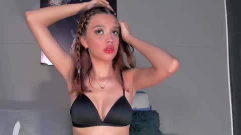 Nicol online show from July 2026 09:32:02 PM