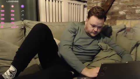 Snapshot of nielsgellen chatting on February 2026 08:24:01 PM nielsgellen online show from February 2026 08:24:01 PM