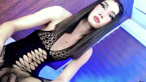 Snapshot of night_crystal1111 chatting on June 2026 04:27:02 PM night_crystal1111 online show from June 2026 04:27:02 PM