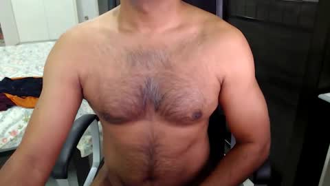 night_rider09711 online show from December 2024 07:40:01 AM