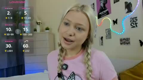 Hannah help me get 50 thumbs up online show from July 2026 05:53:01 AM