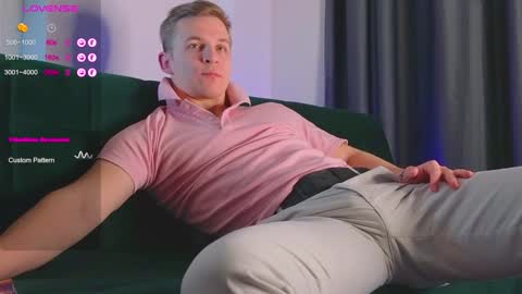 Snapshot of night_wwwolf chatting on December 2024 10:38:02 AM Jameson online show from December 2024 10:38:02 AM