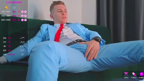 Snapshot of night_wwwolf chatting on January 2025 11:54:02 AM Jameson online show from January 2025 11:54:02 AM