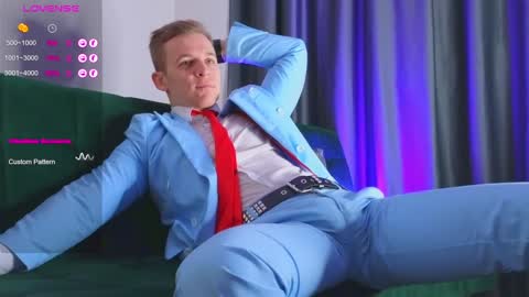 Snapshot of night_wwwolf chatting on January 2025 02:08:01 AM Jameson online show from January 2025 02:08:01 AM