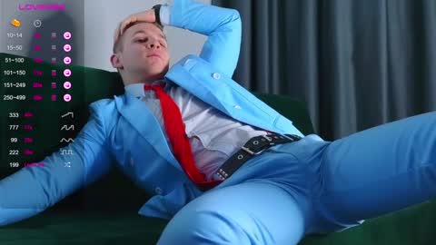 Snapshot of night_wwwolf chatting on January 2025 05:11:01 AM Jameson online show from January 2025 05:11:01 AM